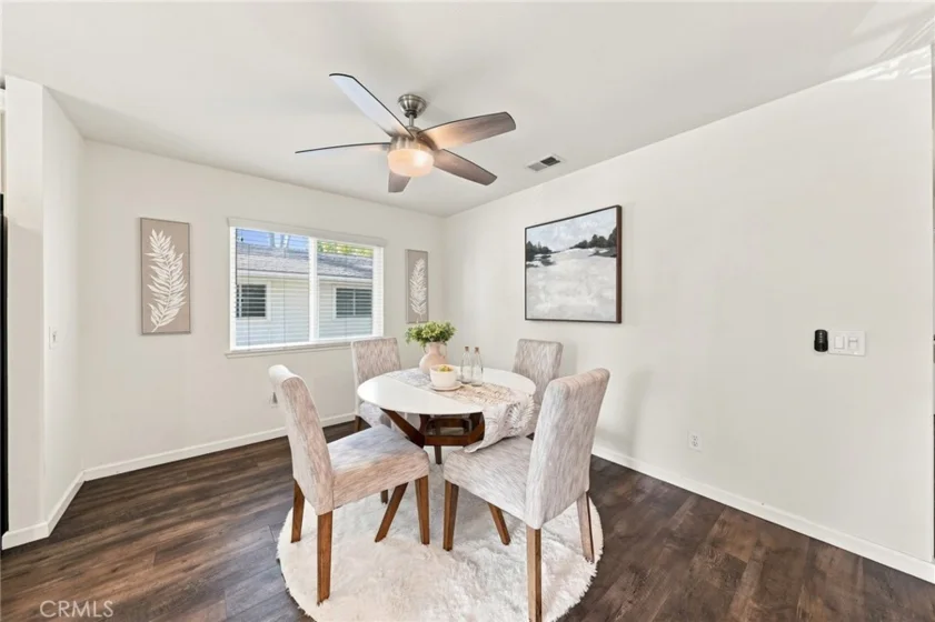 2536 Coventry photo 9