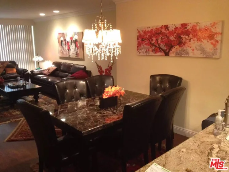 10751 Wilshire Boulevard #906 photo 10