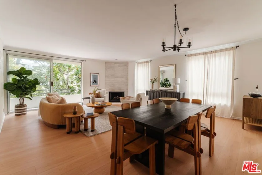 1161 Amherst Avenue #204 photo 1