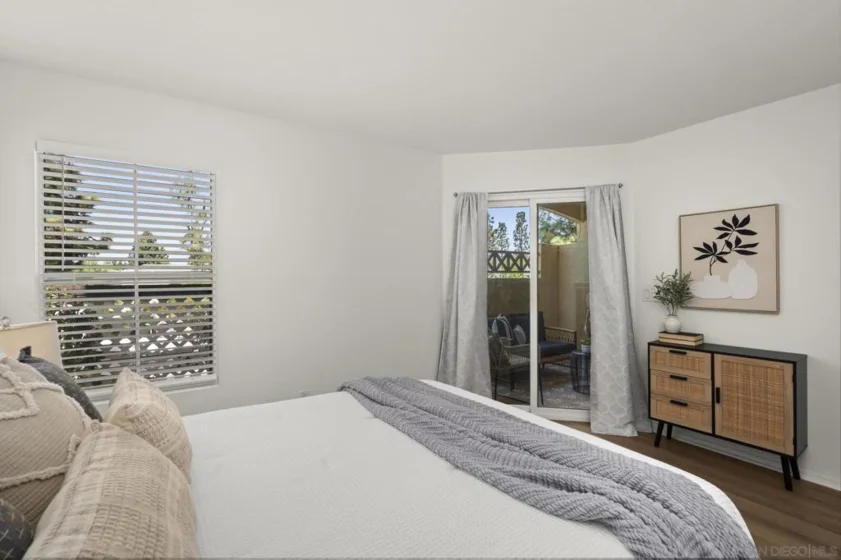 2063 Lakeridge #101 photo 18