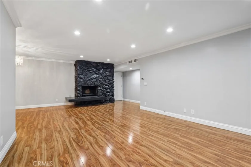 6225 Coldwater Canyon Avenue #102 photo 4