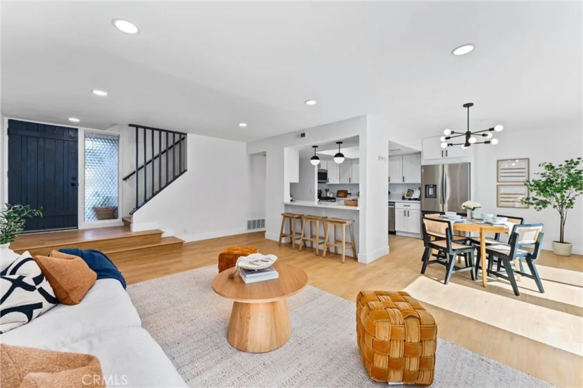 30776 Calle Chueca photo 1