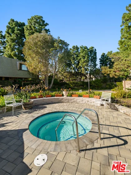 13206 Admiral Avenue #F photo 19