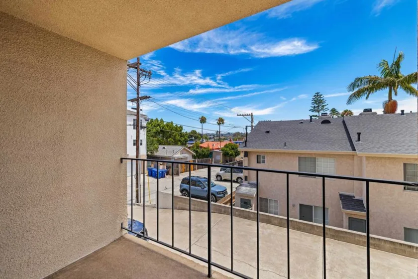 1830 Thomas Avenue #2F photo 9