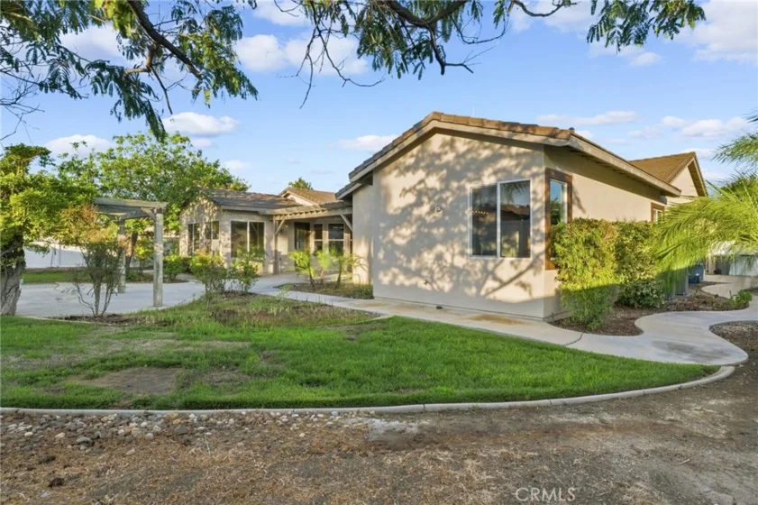 41733 Hollister photo 48