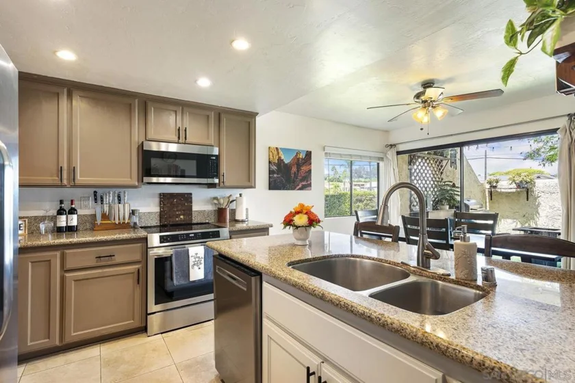 355 N N Melrose Drive #E photo 11