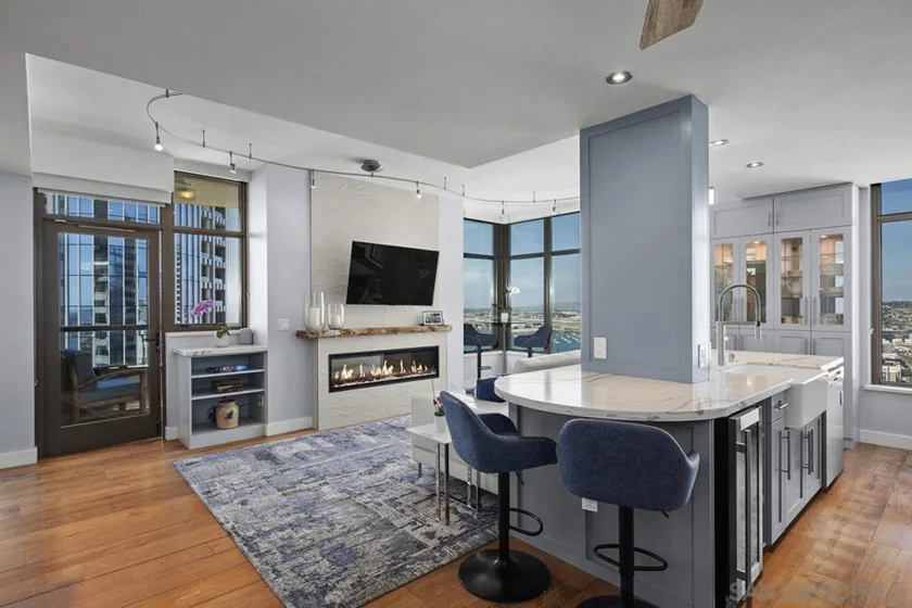 700 W E Street #2903 photo 24