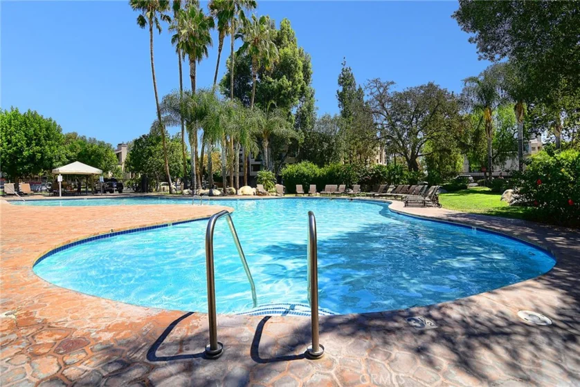 5525 Canoga Avenue #124 photo 17