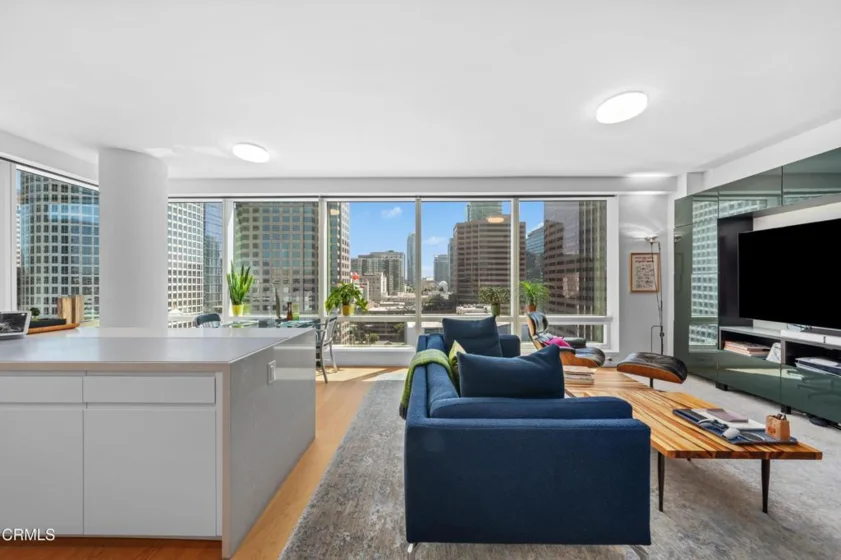 877 Francisco Street #1506 photo 24