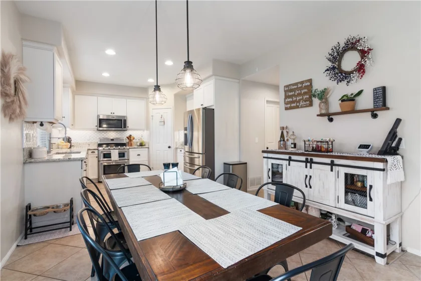 33611 Delphinium Lane photo 10
