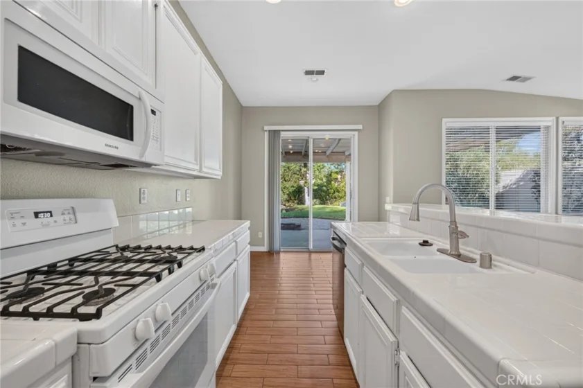 37799 Amber Lane photo 19