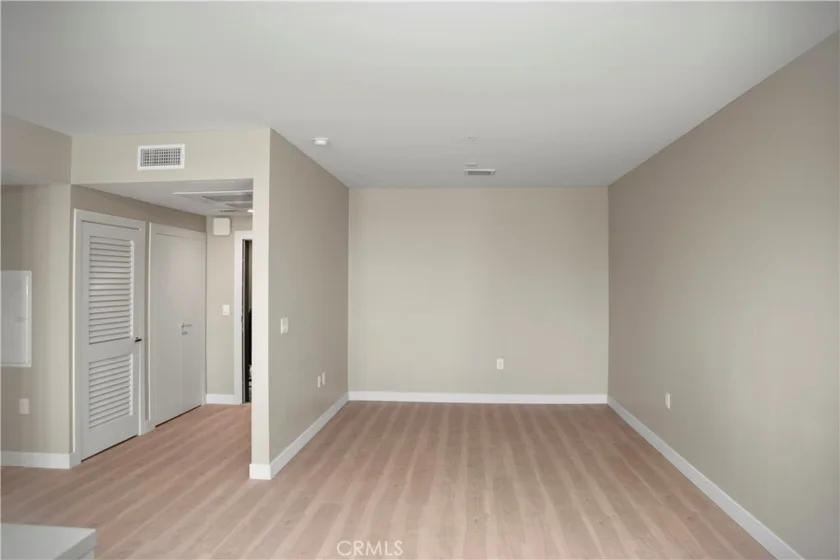39 S Los Robles Avenue #3006 photo 16
