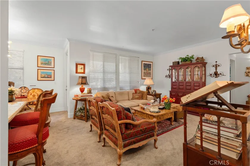 2408 Watermarke Place photo 10