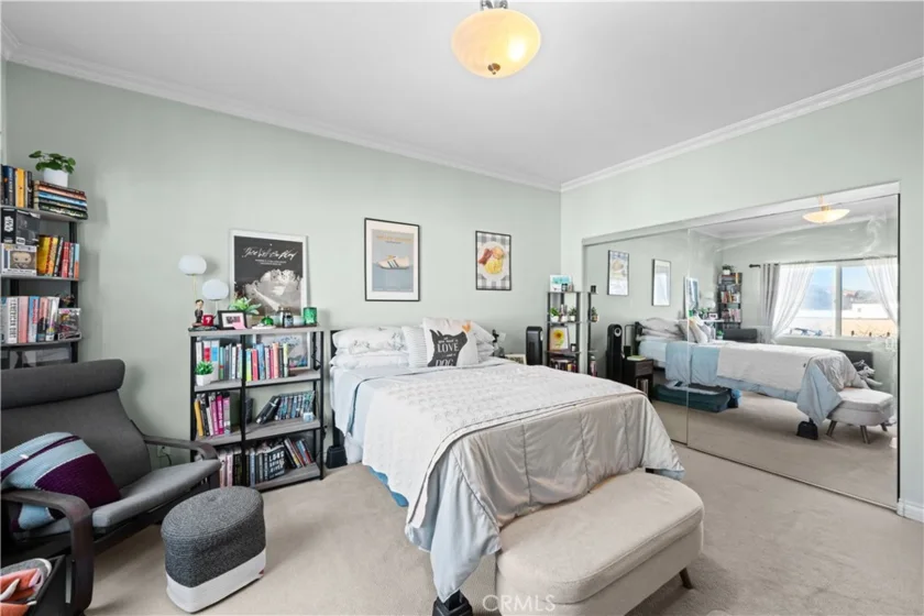 626 E Orange Grove Avenue #301 photo 23