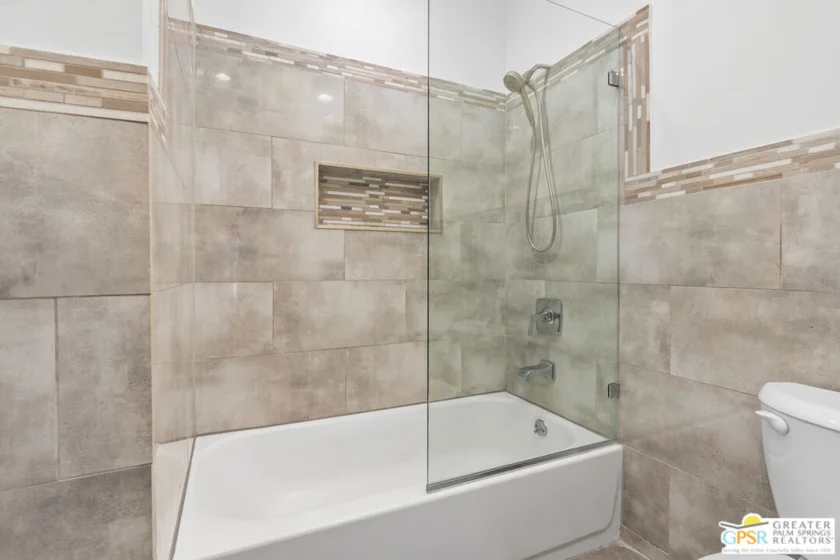 1401 Valley View Road #321 photo 15