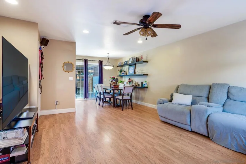 310 Sun Court photo 24