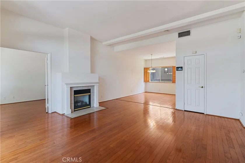 500 N Rosemead #29 photo 3