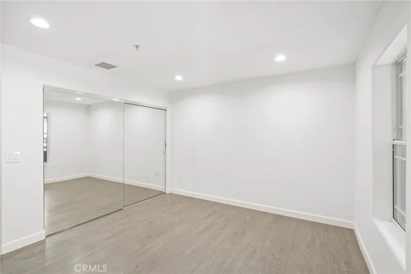 555 E Santa Anita #301 photo 31