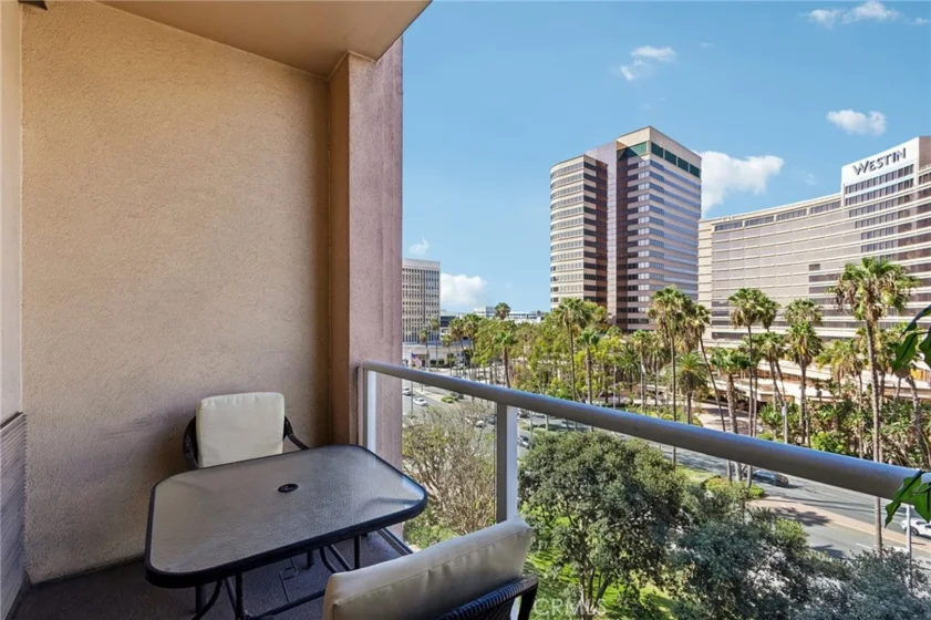 388 E Ocean Boulevard #709 photo 4
