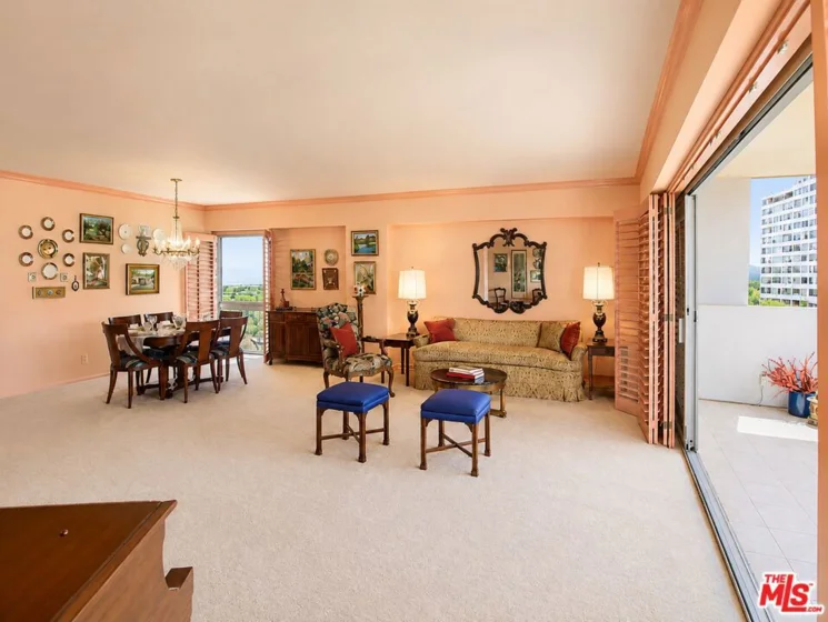10450 Wilshire Boulevard #10J photo 5