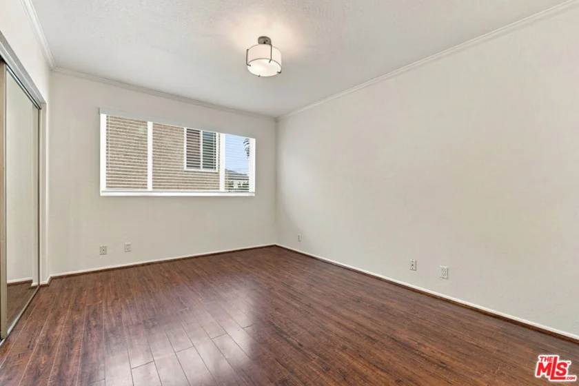 11918 Avon Way #102 photo 23