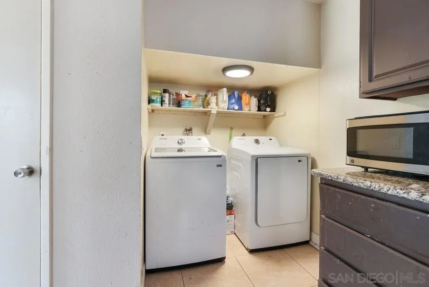 8166 Paradise Valley Court photo 46