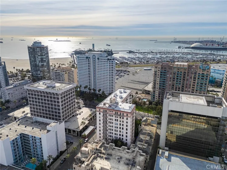 455 E Ocean Boulevard #915 photo 1