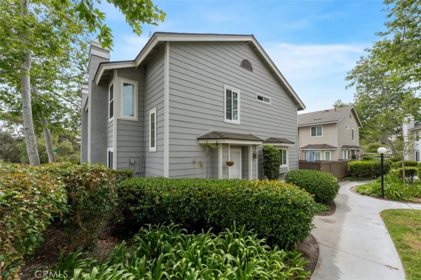 2852 Nantucket photo 1