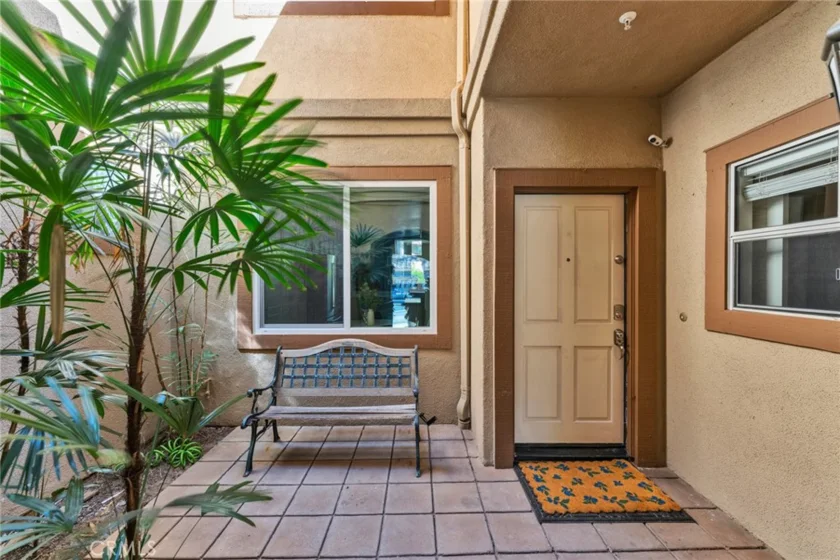 2645 Dunstan photo 3