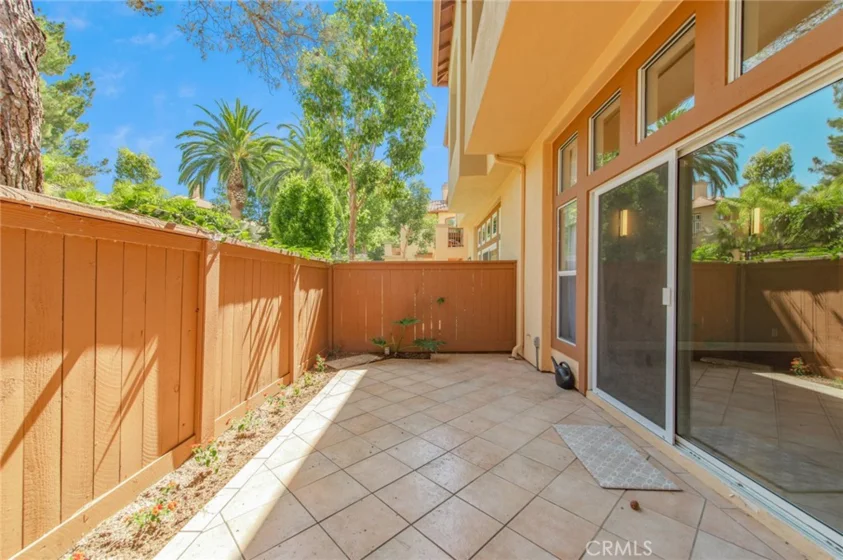 2645 Dunstan photo 23