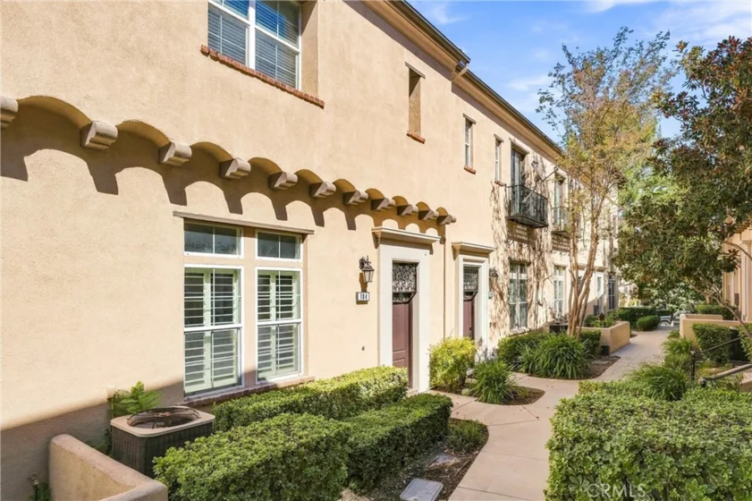 4452 Owens Street #104 photo 36