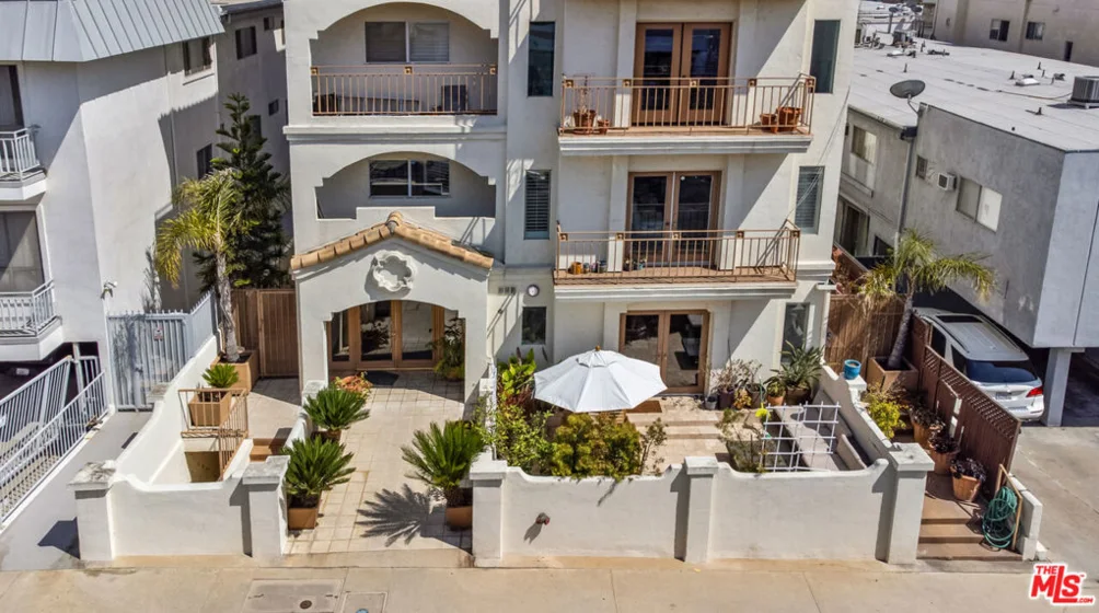 11838 Kiowa Avenue #101 photo 29