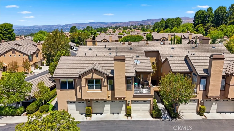 1176 S Country Glen photo 1