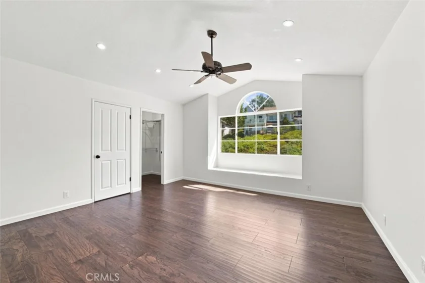 21051 Jenner #85 photo 18