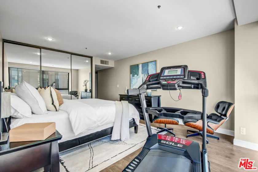 10790 Wilshire Boulevard #404 photo 25