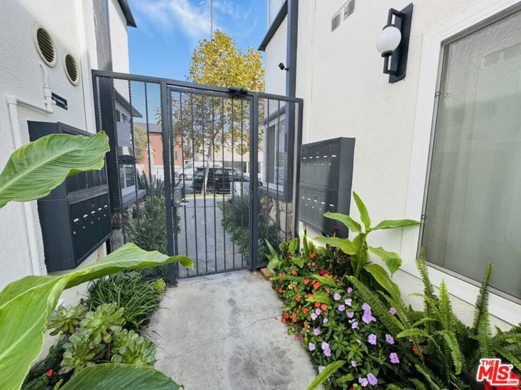 912 6th Street #8 photo 8
