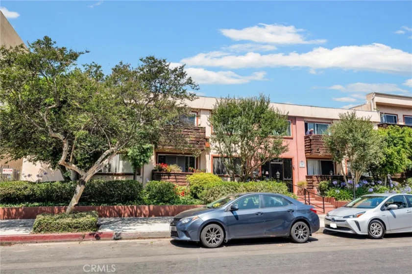 5349 Newcastle Ave #51 photo 1