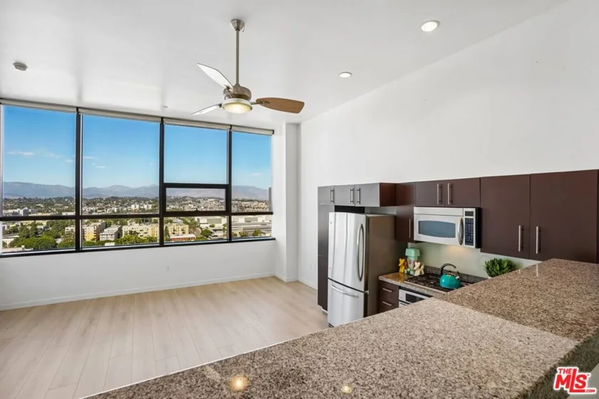 1100 Wilshire Boulevard #1804 photo 13