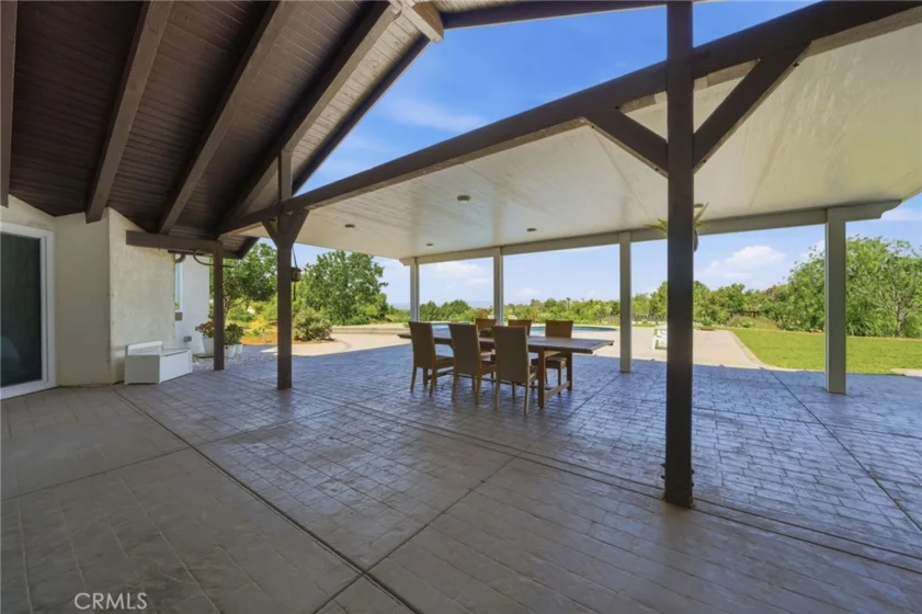 41110 Los Ranchos Circle photo 32