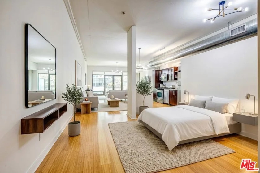 1111 S Grand Avenue #706 photo 38