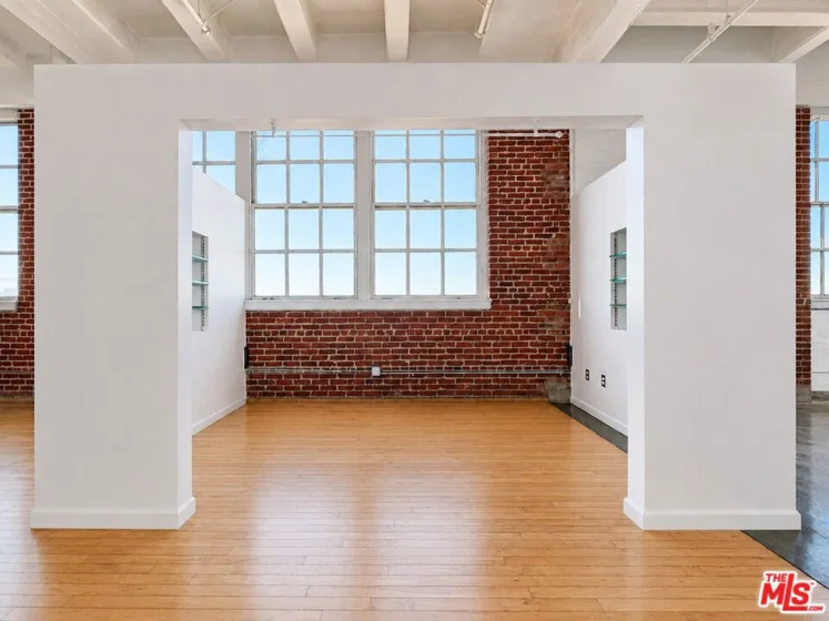 1850 Industrial Street #411 photo 24