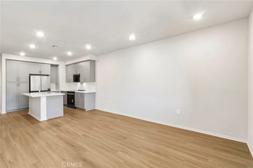 4873 Merida Way photo 5