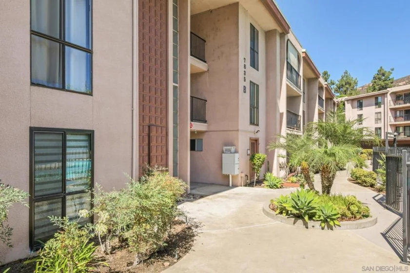 7835 Cowles Mountain Court #B6 photo 34