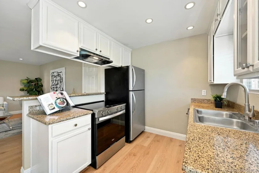 6333 College Grove #2206 photo 7