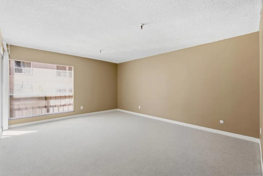 4730 Noyes #217 photo 7