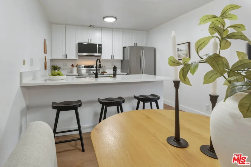5403 Newcastle Avenue #19 photo 23