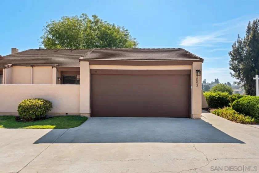 2053 Golden Circle Drive photo 48