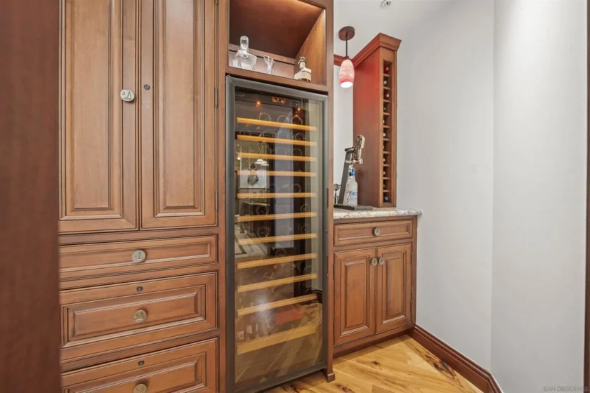 120 C Avenue #206 photo 27