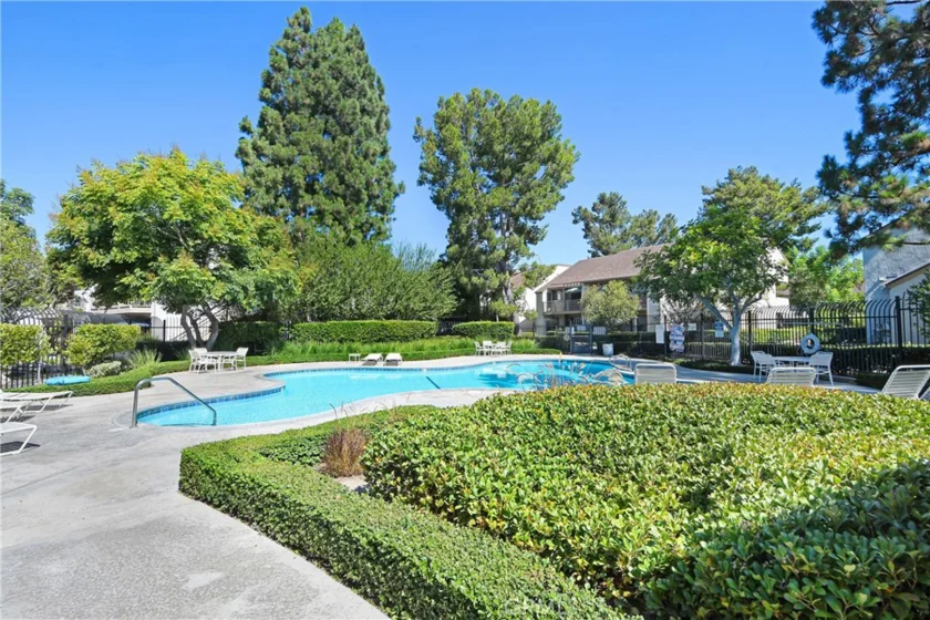 10610 N Lakeside Drive #209 photo 18