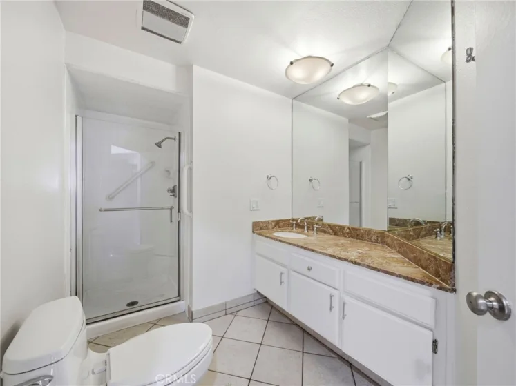 1315 Roxbury Drive #204 photo 7